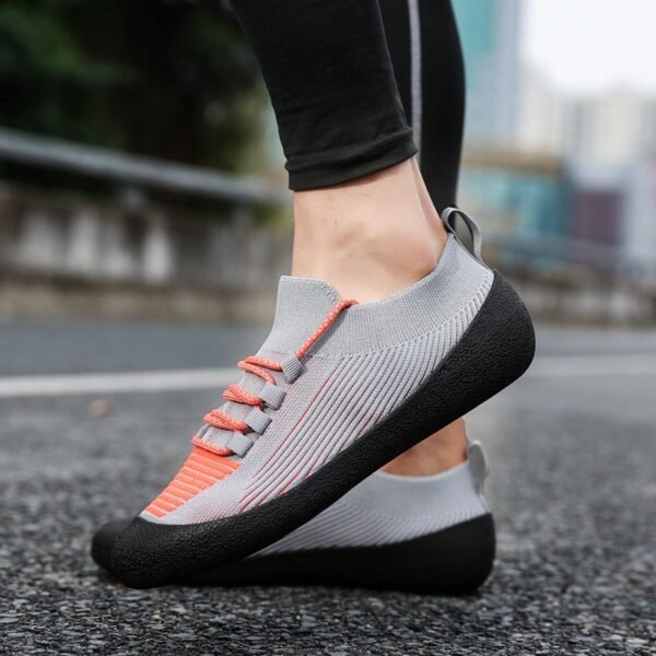 Anti-Toe Collision Breathable Fly-Knit Gym Shoes Lightweight Sneakers CLG1003 - Image 3